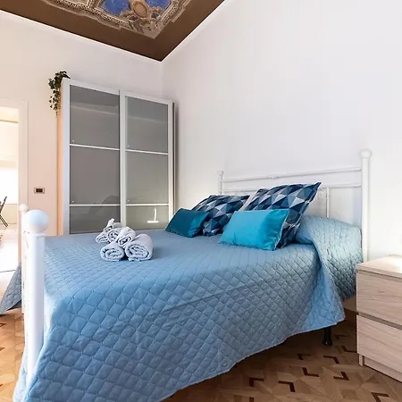 Piazza Duomo Apartment