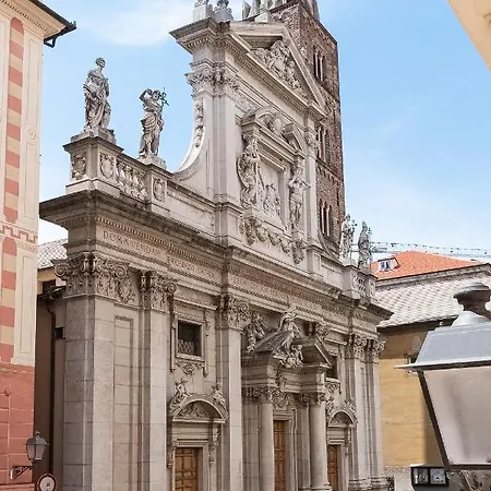 Piazza Duomo Apartmán Varazze